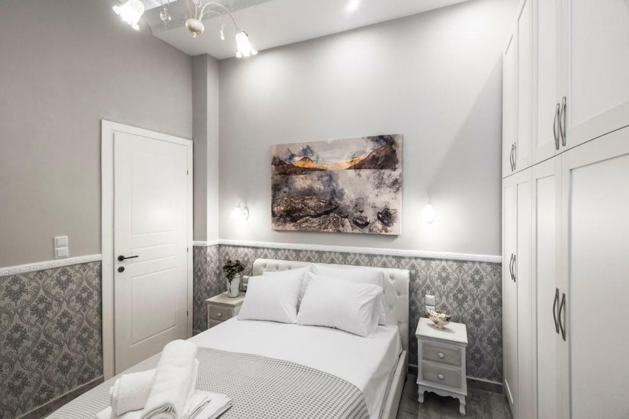 Tsimiski 104 Luxury Suites *