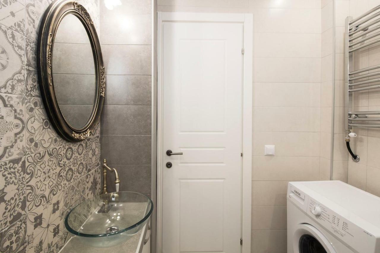 Tsimiski 104 Luxury Suites Apartment *