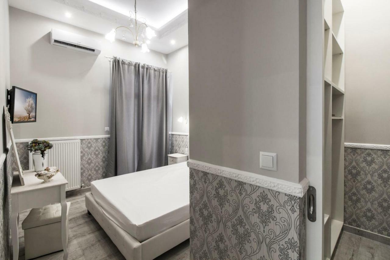 Tsimiski 104 Luxury Suites Apartment Thessaloniki